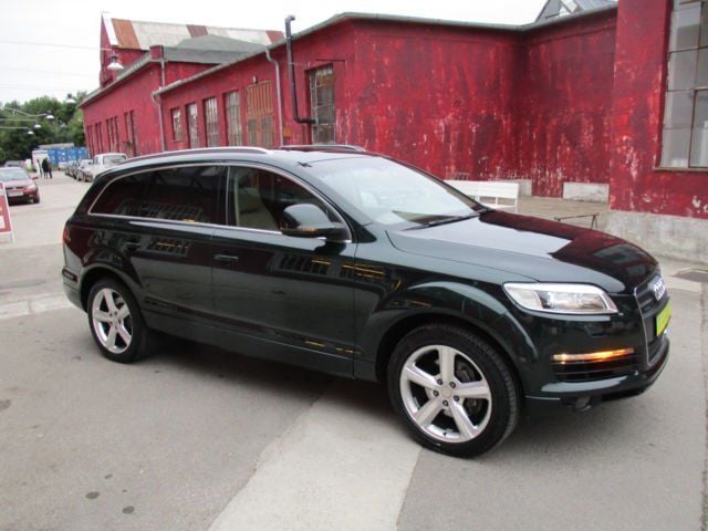 Gebraucht Audi Q7 Design 326 PS (239 kW) 2008 Andere farbe metallic SUV