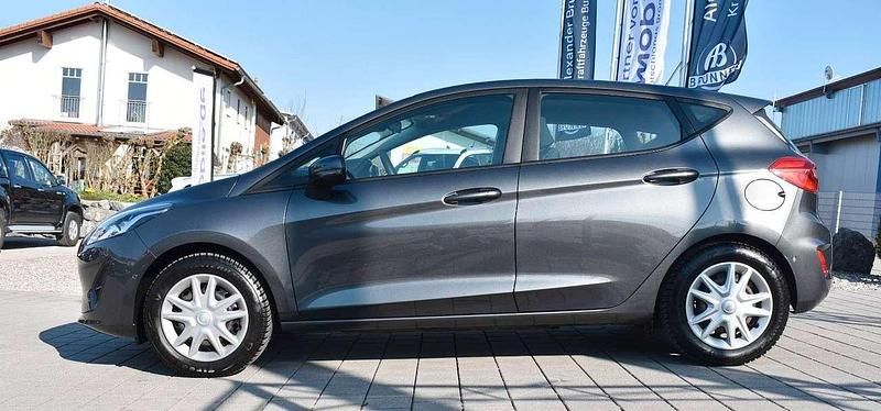 Gebraucht Ford Fiesta Trend 86 PS (63 kW) 2019 Grau Kleinwagen