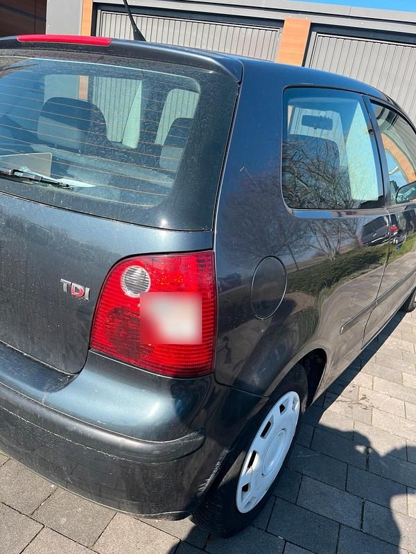 Gebraucht VW Polo 75 PS (55 kW) 2003 Grau Kleinwagen