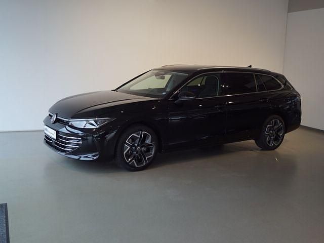 Gebraucht VW Passat Elegance 193 PS (141 kW) 2024 Schwarz Kombi