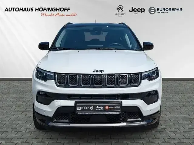Gebraucht Jeep Compass Summit 241 PS (177 kW) 2024 Weiß SUV