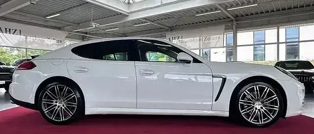Gebraucht Porsche Panamera Edition 301 PS (221 kW) 2015 Weiã Kleinwagen
