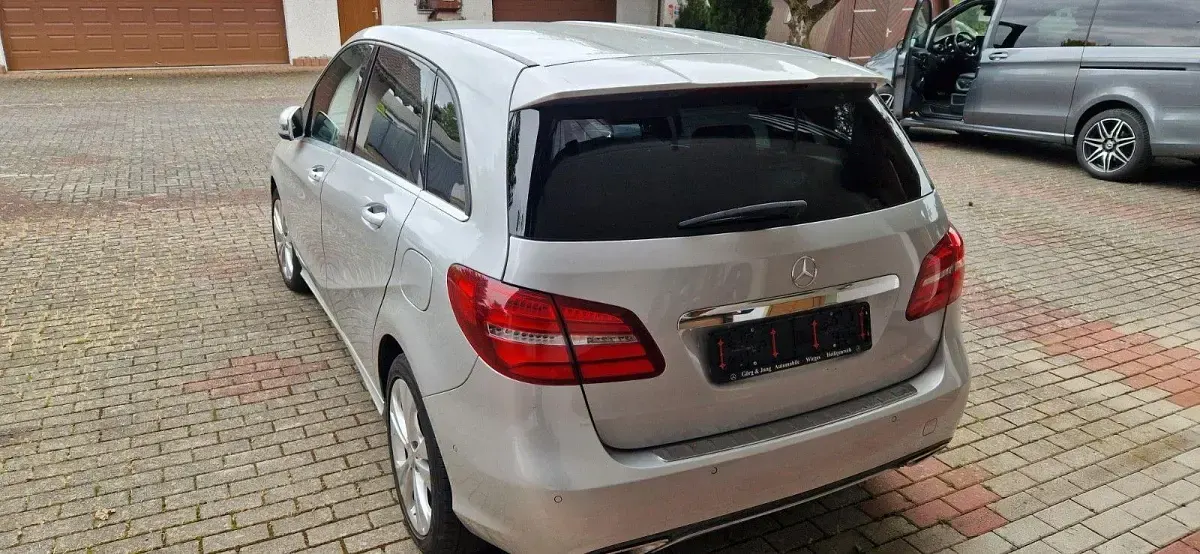 Gebraucht Mercedes 200 140 PS (102 kW) 2016 Silber Kombi