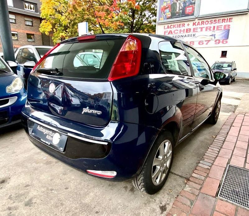 Gebraucht Fiat Grande Punto Active 65 PS (47 kW) 2009 Blau Kleinwagen