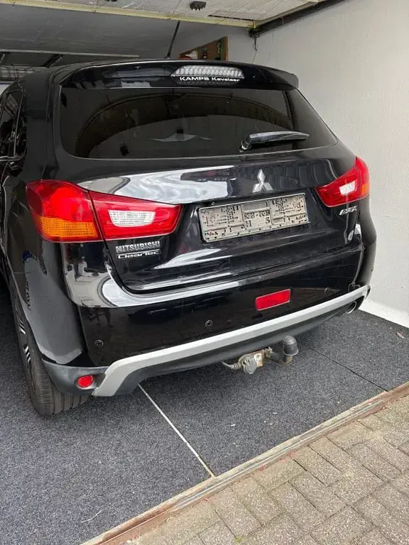 Gebraucht Mitsubishi ASX Diamant Edition 150 PS (110 kW) 2015 Schwarz SUV