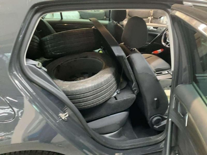 Gebraucht VW Golf VII Join 116 PS (85 kW) 2019 Grau Limousine