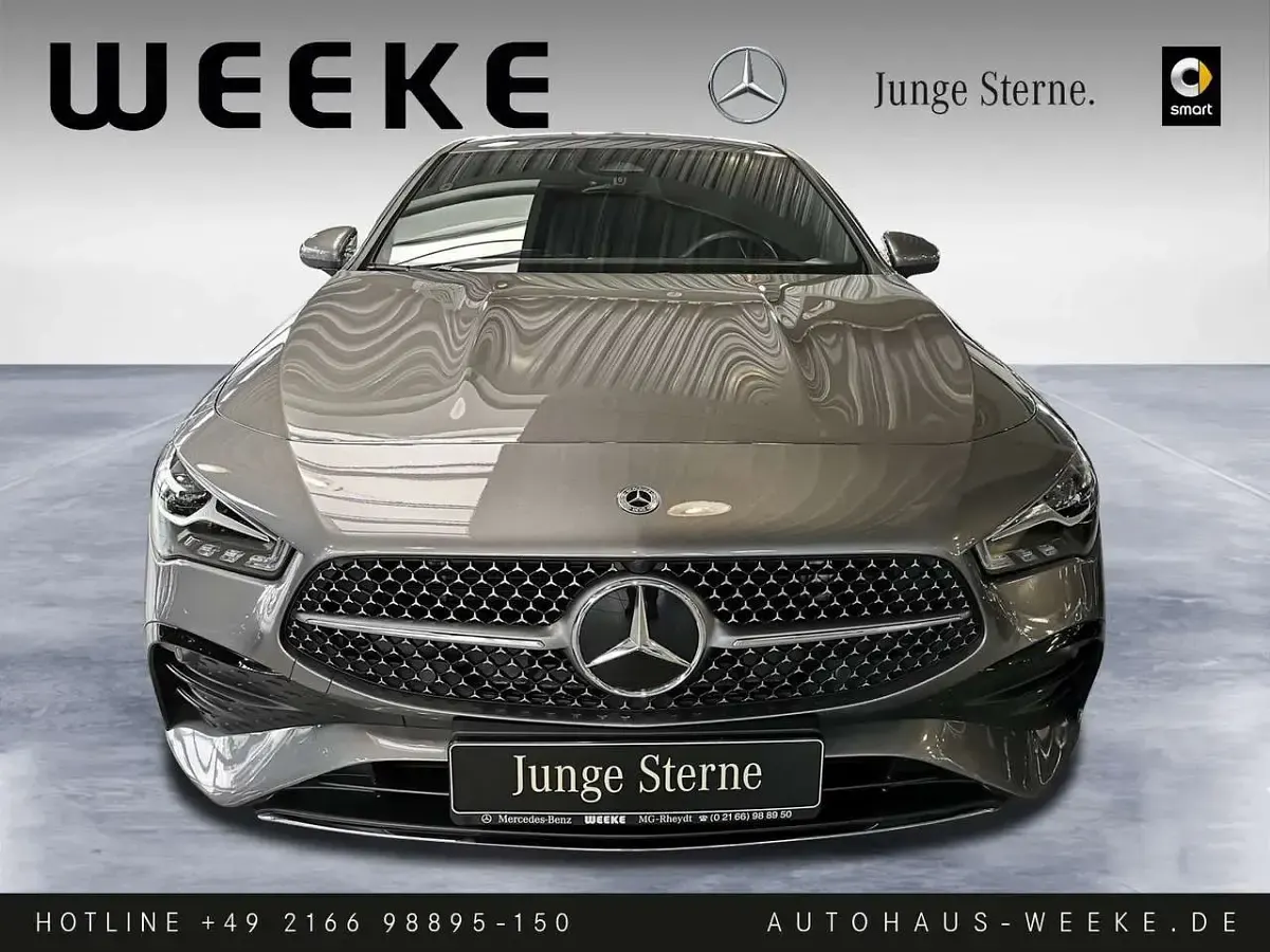 Gebraucht Mercedes CLA200 Advanced Plus 163 PS (119 kW) 2024 Grau Coupé