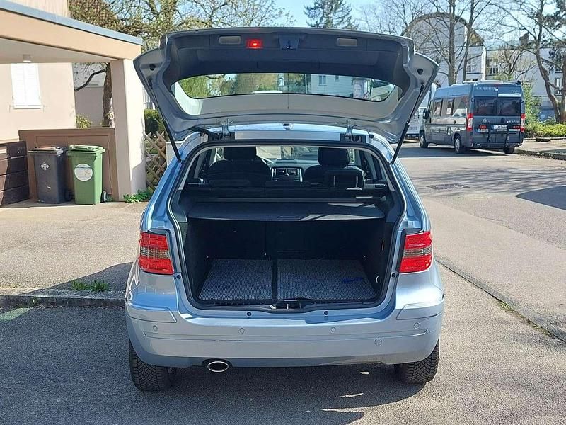 Gebraucht Mercedes B170 116 PS (85 kW) 2007 Blau Van / Kleinbus