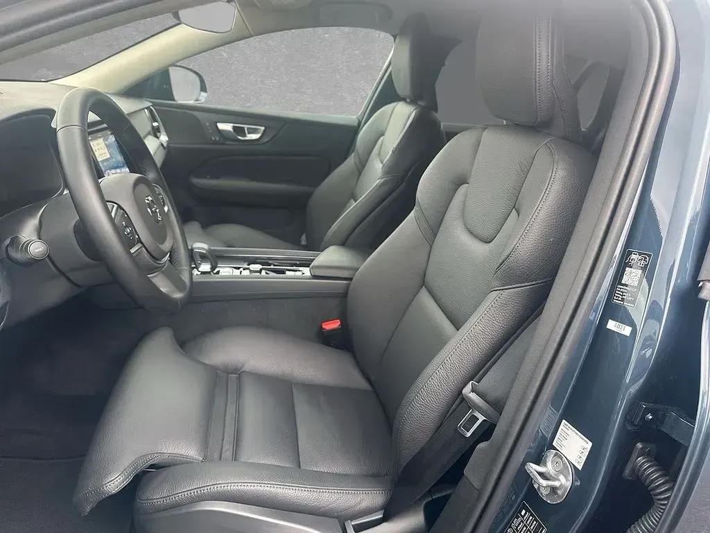 Occasion Volvo V60 Core 197 ch (144 kW) 2025 Bleue Break