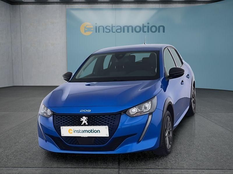 Gebraucht Peugeot e-208 Allure 100 kW (136 PS) 2023 Blau Kleinwagen