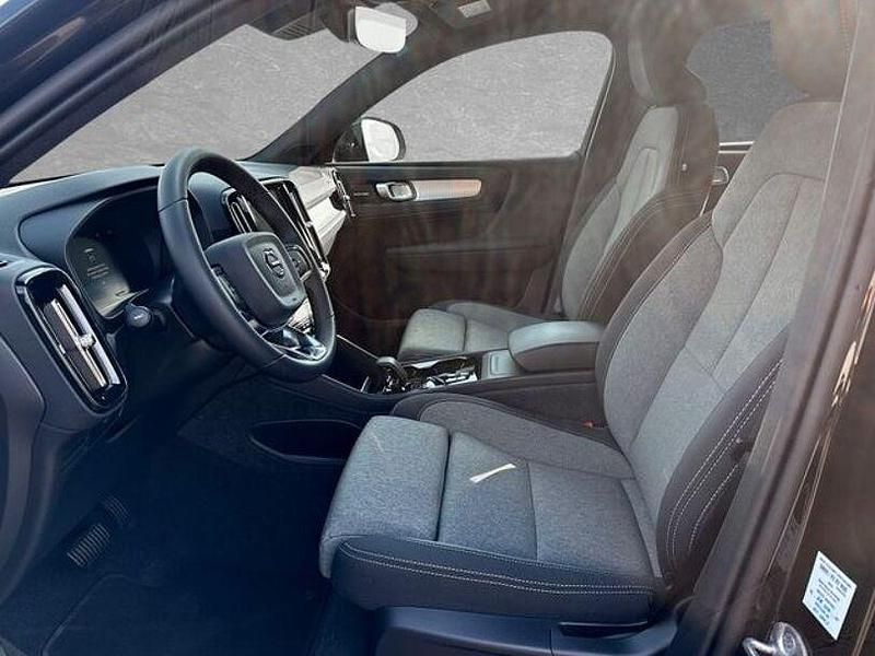 Gebraucht Volvo XC40 Plus 163 PS (119 kW) 2024 Schwarz SUV
