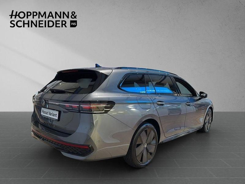 Neu VW Passat Style 150 PS (110 kW) 2026 Grau Limousine