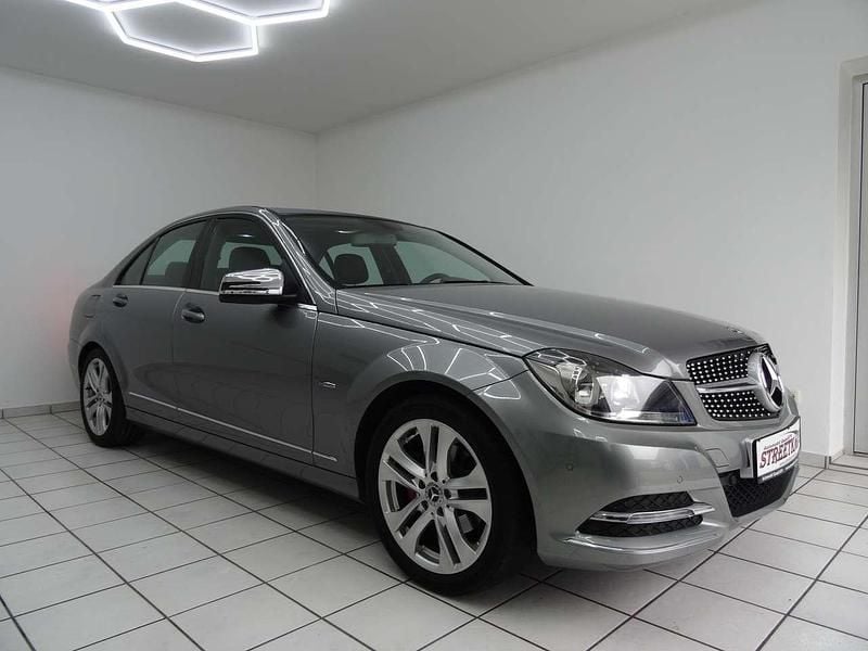 Gebraucht Mercedes C180 156 PS (114 kW) 2014 Silber Kombi