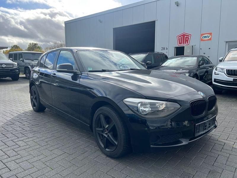 Gebraucht BMW 118 Comfort Edition 143 PS (105 kW) 2011 Schwarz 2 Kleinwagen