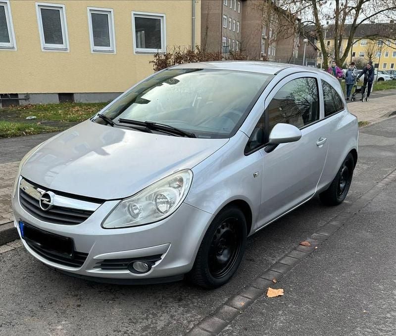 Grau Gebraucht 2008 Opel Corsa Limousine | 1.550 € (Fairer Preis) - Bild 1/4