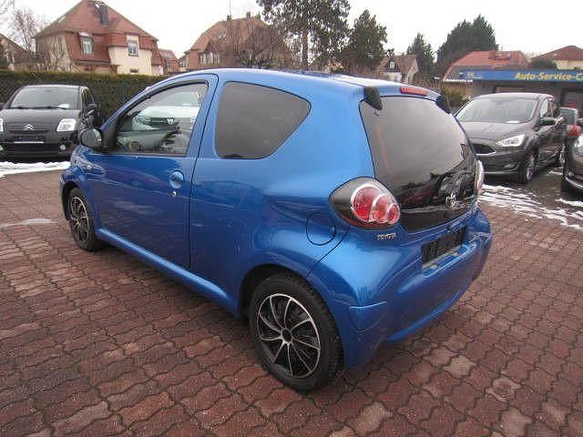 Gebraucht Toyota Aygo Cool 68 PS (50 kW) 2012 Kleinwagen