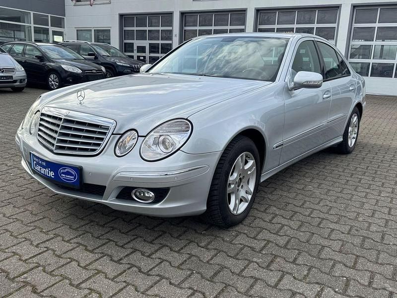 Gebraucht Mercedes E280 190 PS (139 kW) 2006 Silber Limousine