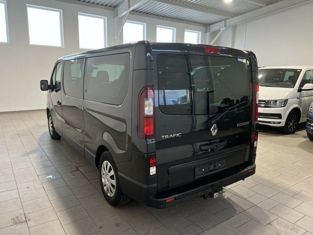 Gebraucht Renault Trafic 145 PS (106 kW) 2018 Schwarz metallic Van / Kleinbus