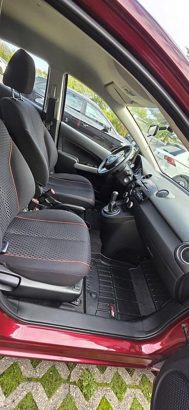 Rot Gebraucht 2012 Mazda 2 Edition Kleinwagen | 5.500 € (Fairer Preis) - Bild 1/4
