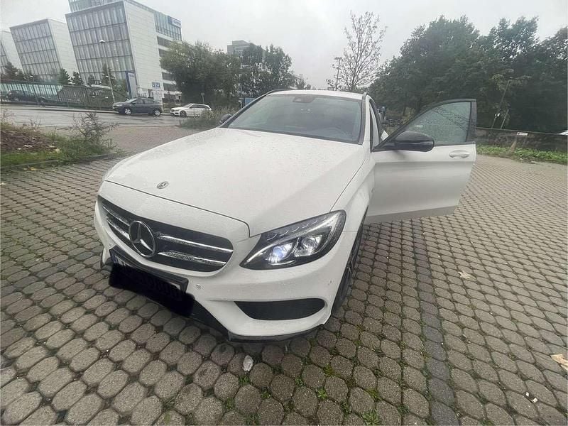 Gebraucht 2018 Mercedes C350e AMG line Kombi | 19.000 € (Superpreis) - Bild 1/4