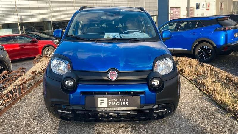 Neu Fiat Panda Cross Cross 65 PS (47 kW) 2025 Blau Kleinwagen
