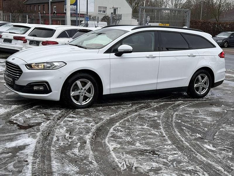 Gebraucht Ford Mondeo Trend 150 PS (110 kW) 2021 Frostweiß Kombi