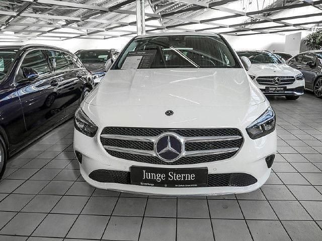 Gebraucht Mercedes B250e 218 PS (160 kW) 2022 Van / Kleinbus