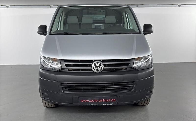 Gebraucht VW Transporter 140 PS (102 kW) 2014 Silber Van