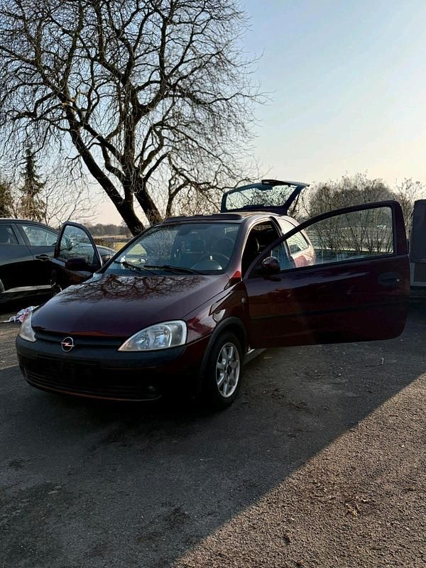 Gebraucht Opel Corsa 75 PS (55 kW) 2002 Andere farben Kleinwagen