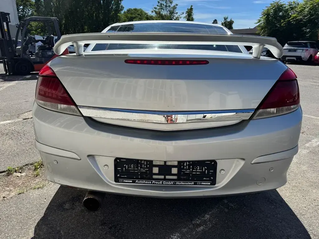 Gebraucht Opel Astra Edition 150 PS (110 kW) 2006 Silber Cabrio