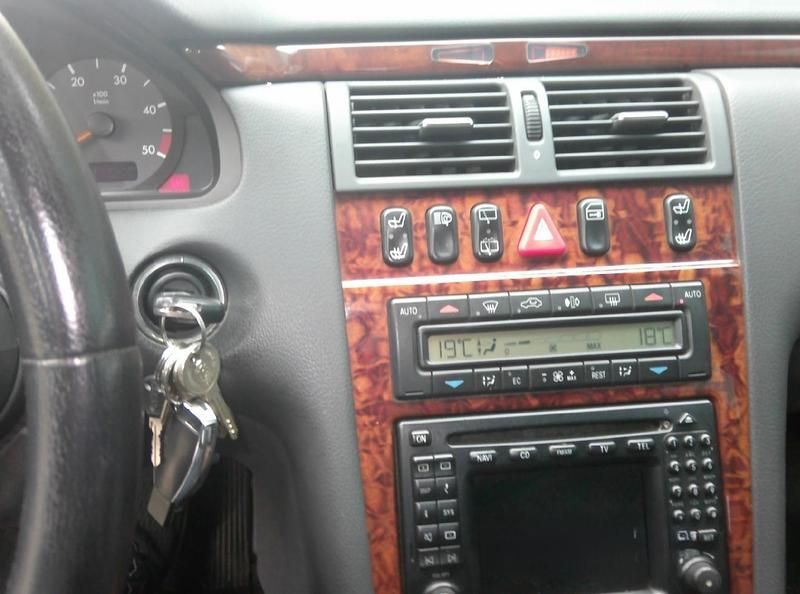 Gebraucht Mercedes E270 170 PS (125 kW) 2001 Silber Kombi