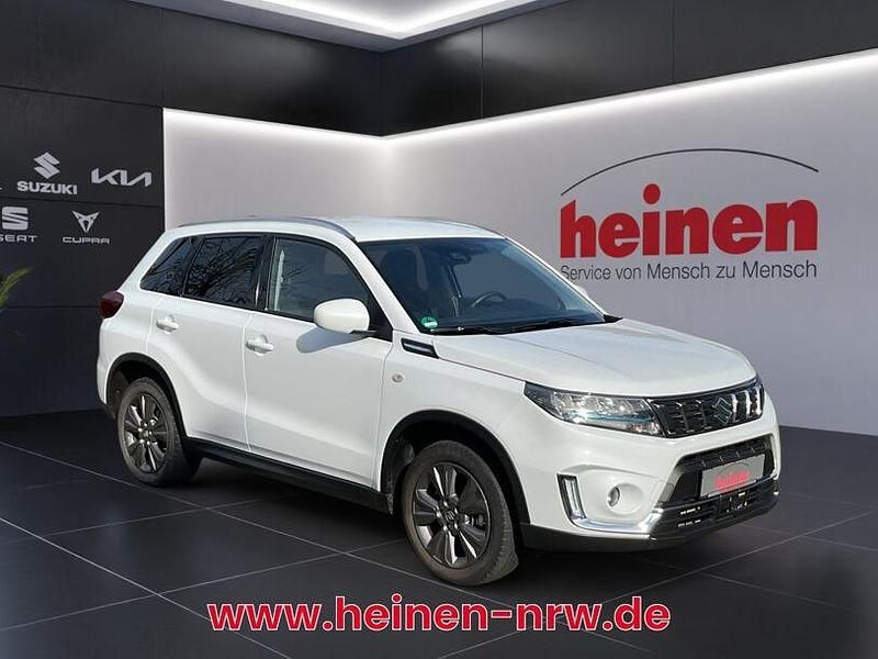 Gebraucht Suzuki Vitara Comfort 129 PS (94 kW) 2021 Weiß SUV