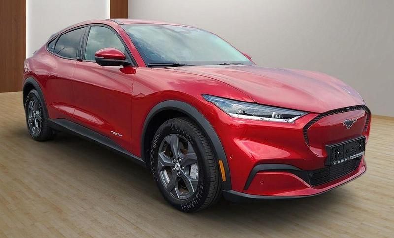 Gebraucht Ford Mustang Mach-E Standard Range 197 kW (269 PS) 2021 Rot SUV