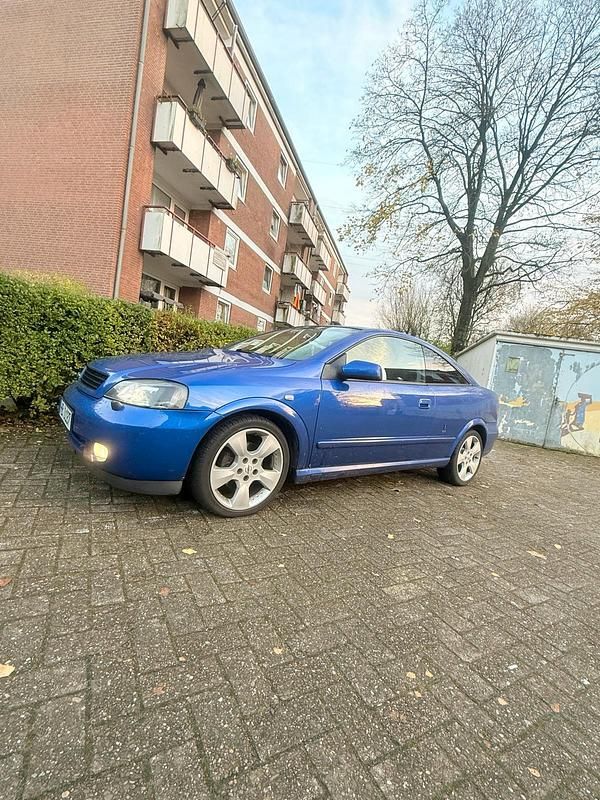 Blau Gebraucht 2003 Opel Astra Coupé | 1.600 € (Guter Preis) - Bild 1/4