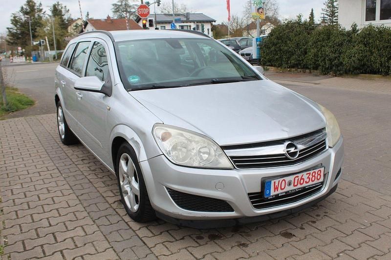 Gebraucht Opel Astra 110 PS (80 kW) 2008 Silber Kombi