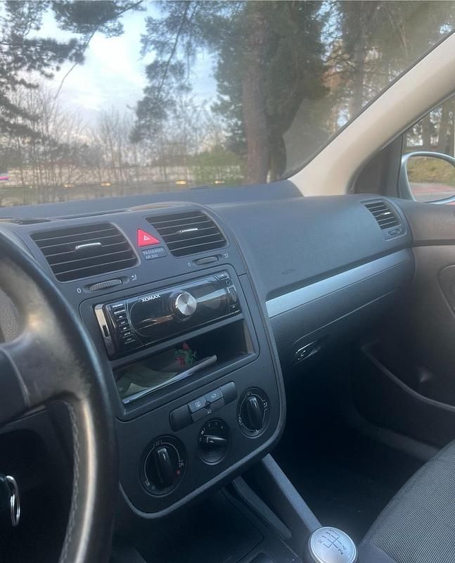 Gebraucht VW Golf IV 102 PS (75 kW) 2006 Silber Limousine