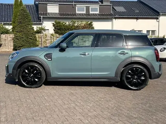 Gebraucht Mini Cooper Countryman Classic 136 PS (100 kW) 2022 Sage green SUV
