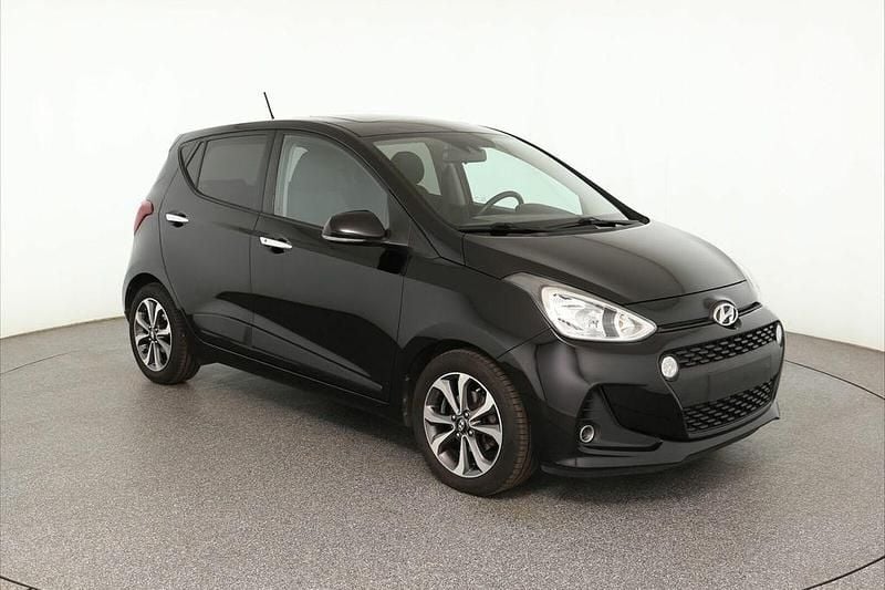 Gebraucht Hyundai i10 Style 87 PS (63 kW) 2017 Phantom black Kleinwagen