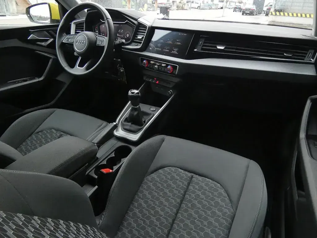 Gebraucht Audi A1 Advanced Plus 110 PS (80 kW) 2022 Pythongelb SUV