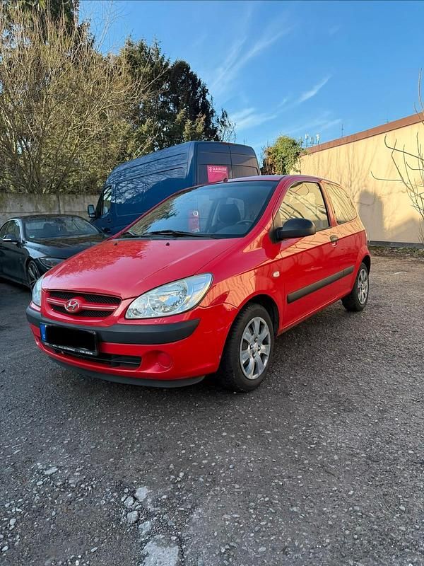 Gebraucht Hyundai Getz 67 PS (49 kW) 2009 Rot Kleinwagen