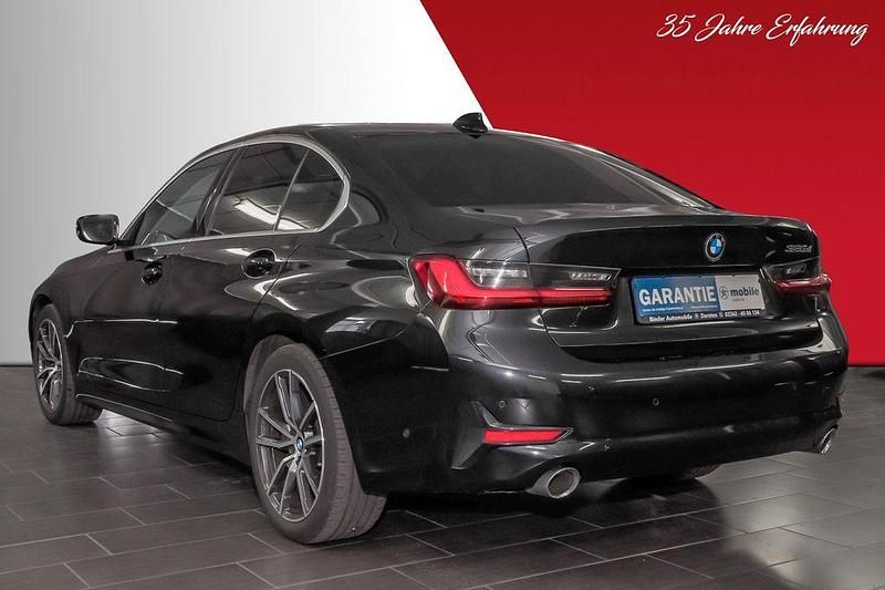 Gebraucht BMW 320 Advantage 190 PS (139 kW) 2022 Schwarz Limousine