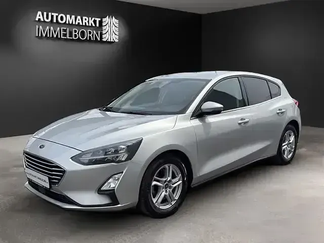 Gebraucht Ford Focus Cool & Connect 150 PS (110 kW) 2021 Unbekannt (metallic) Limousine