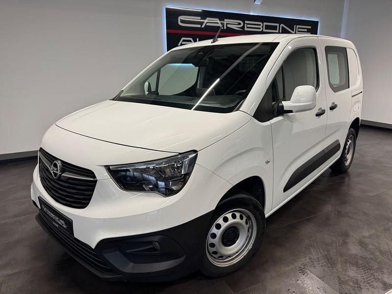 Gebraucht Opel Combo 131 PS (96 kW) 2021 Weiß Van / Kleinbus