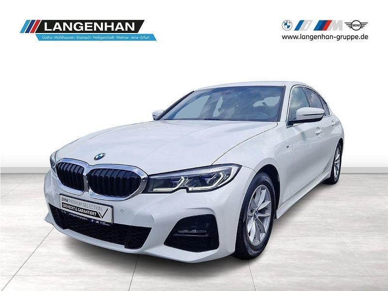 Weiß Gebraucht 2020 BMW 320 M Sport Limousine | 29.931 € (Guter Preis) - Bild 1/4