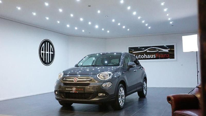 Grau Gebraucht 2016 Fiat 500X Pop Star SUV | 9.497 € (Etwas zu teuer) - Bild 1/4