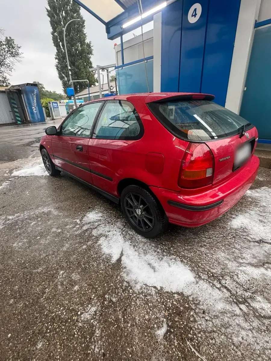 Gebraucht Honda Civic 75 PS (55 kW) 1997 Rot Kleinwagen