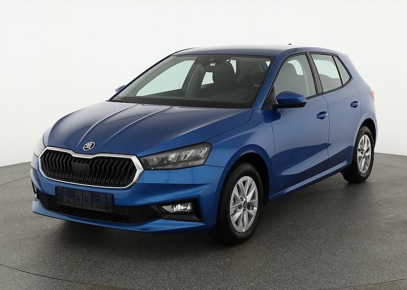 Race blau metallic Neu 2025 Skoda Fabia | 20.445 € (Fairer Preis) - Bild 1/4