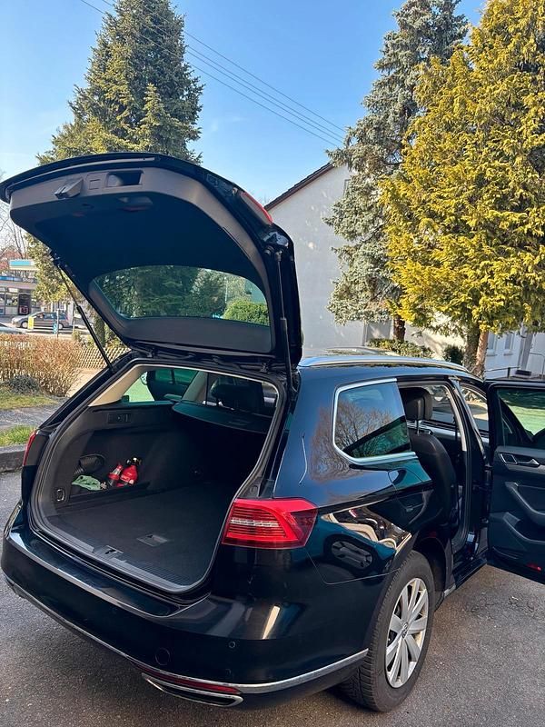 Gebraucht VW Passat 190 PS (139 kW) 2018 Schwarz Kombi