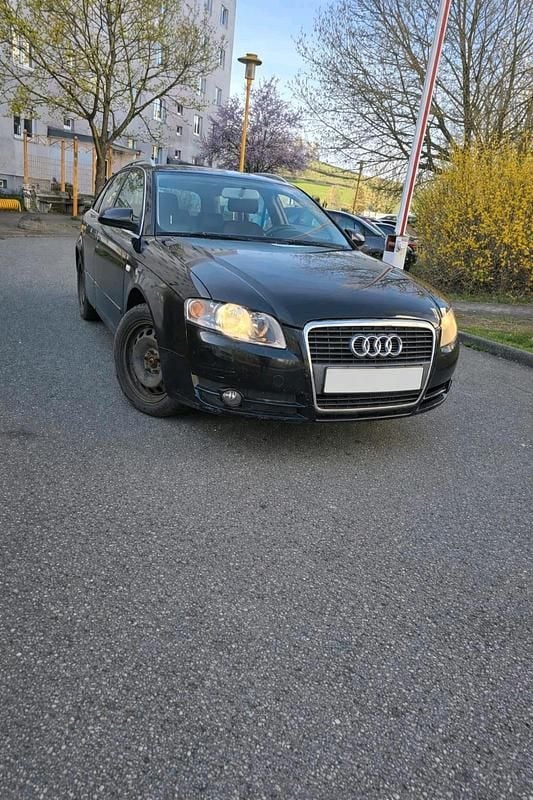 Second-hand Audi A4 140 CP (102 kW) 2006 Negru Break