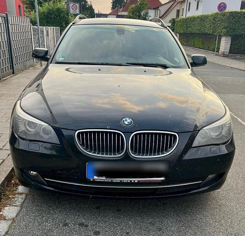 Schwarz Gebraucht 2008 BMW 525 Kombi | 4.200 € (Guter Preis) - Bild 1/4